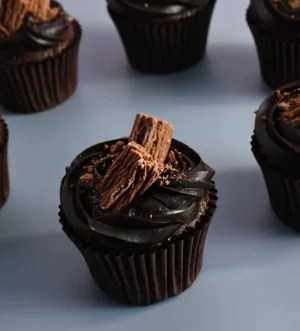 Chocolate Flake Cupcakes